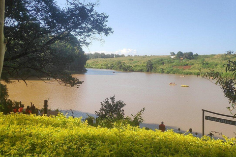 Nairobi: Paradise Lost Waterfall and Caves Guided Tour