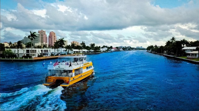Visit Fort Lauderdale Full-Day Hop-On Hop-Off Boat with Narration in Fort Lauderdale