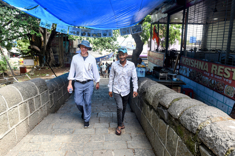 Tour panoramico di Mumbai con visita alle grotte dell&#039;isola di Elephanta