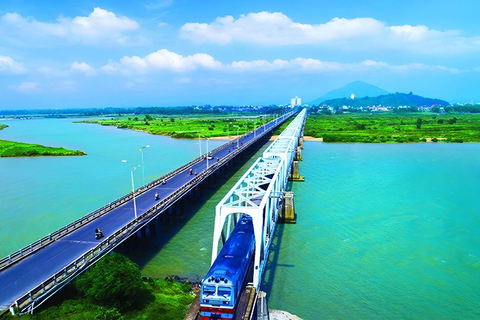From Da Nang/Hoi An: Hue Imperial City, Tomb & Hai Van Pass Private Tour & Private Car Transfer & Private Tour Guide