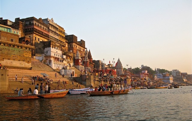 Visit Allahabad to Varanasi in Allahabad (Triveni Sangam), India