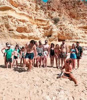 Benagil, kayak viaje por cuevas y playa de la marina - Housity
