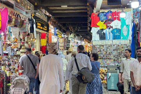 Understanding Oman – Cultural city tour in German in Muscat.