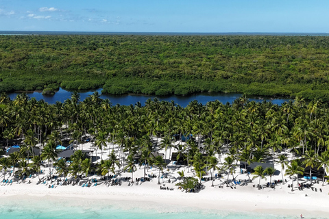 Saona Island: Premium Beach Tour
