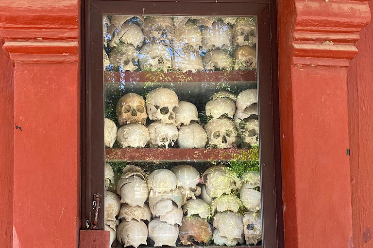 Siem Reap: Silk Farm, Killing Fields & War Museum by Tuk-Tuk Private Tour with Tuk-Tuk Driver