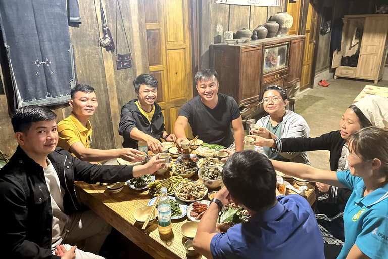 Cao Bang: 2-Day Family Experience With Local Guide 2-Day Family Experience By Car