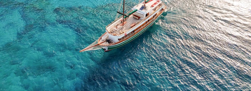 Pernera : Croisière au coucher du soleil à l'heure dorée