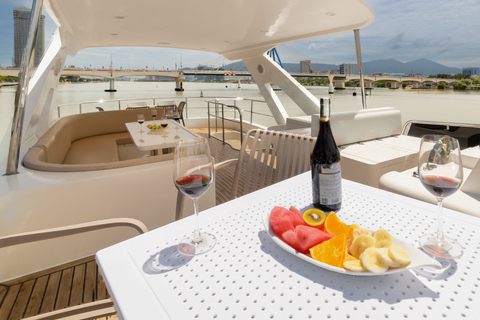 Da Nang: Private Luxury Yacht & Dragon Bridge Fire Show Luxury 2-Hour Ocean Mansion Yacht Charter – 4-Bedroom Bliss