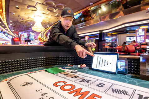 Las Vegas Casino: Gambling Class on Real Tables