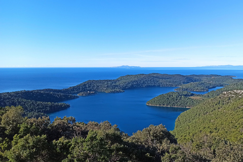 从萨格勒布出发：克罗地亚国家公园徒步导览8日游从萨格勒布出发：克罗地亚国家公园 8 天徒步导览
