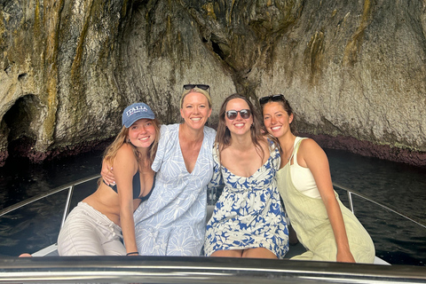 Sorrento: Private Capri Speedboat Tour with Snacks & Drinks