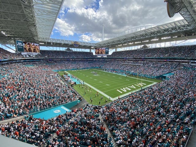 Entrada para el partido de fútbol americano de los Miami Dolphins de la NFL