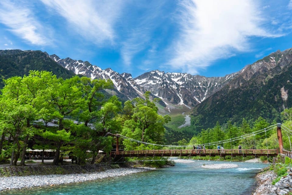 Full-day Tour: Matsumoto Castle & Kamikochi Alpine Valley 