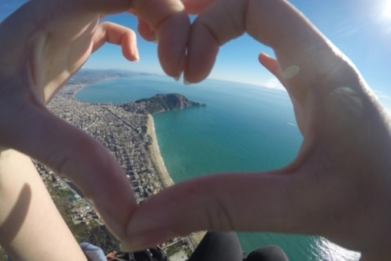 Alanya Paragliding Avontuur: Zeil door de lucht