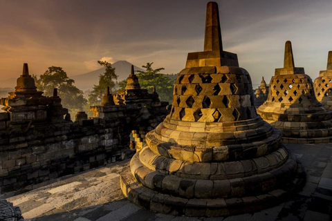 Semarang: Borobudur Private Day Tour Drop Off At Yogyakarta