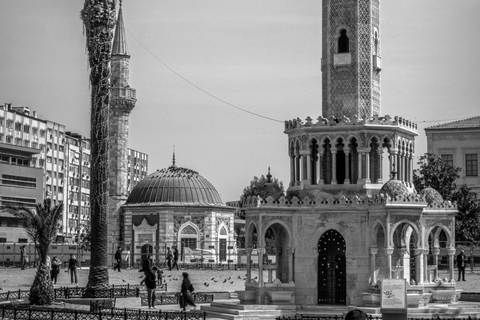 From Kusadasi: Private Izmir City Tour with Ferry Ride