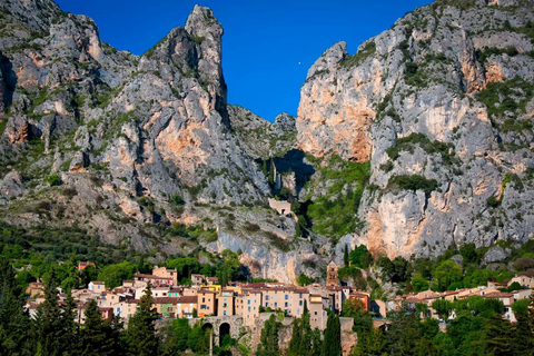 Day Trip: Lavender Fields & Gorges du Verdon LICENSED GUIDE + MERCEDES V