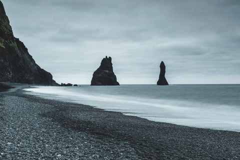 Zuidkust van IJsland. Zwart strand, gletsjer, watervallen...