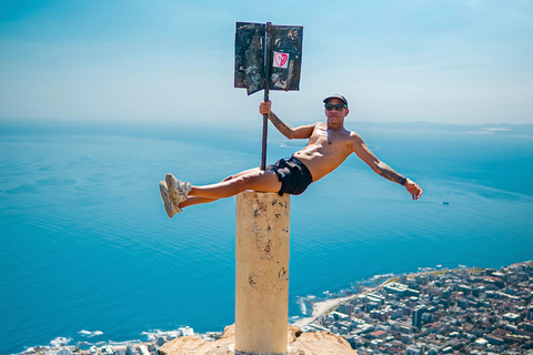 Cape Town: Lion's Head Hike with a Content Creator