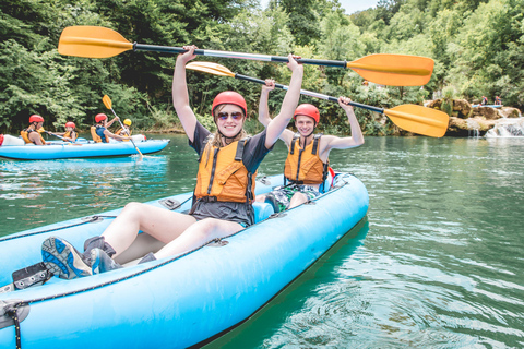 Da Zagabria: Kayak di Mrežnica e villaggio di Rastoke - escursione giornaliera