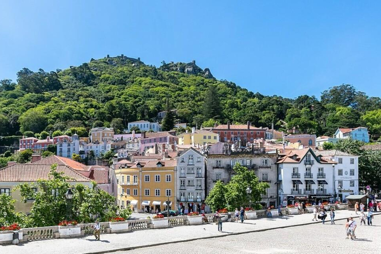 From Sintra Palaces to Lisbon Streets: Two Worlds in One Day