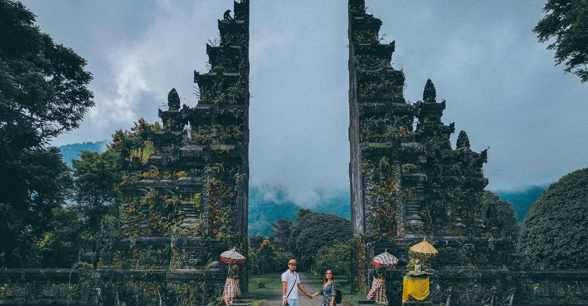 Bali: Lake Bratan, Handara Gate, Waterfall & Swing Tour photo 3