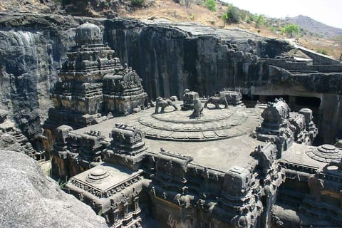 Aurangabad: Visita de un día a las cuevas de Ajanta y Ellora