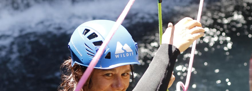 Depuis Aveiro : Excursion guidée de canyoning avec transferts à l'hôtel