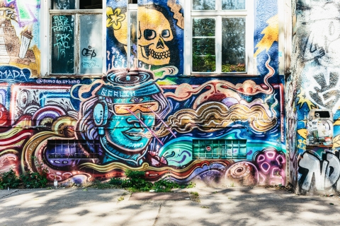 Berlin Street Art: 3-Hour Off The Grid Tour Berlin Street Art: 3-Hour Off the Grid Tour