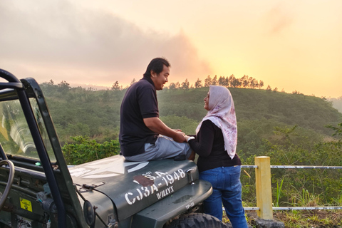 استكشاف جبل ميرابي عند شروق الشمس وكهف جومبلانغ وكهف بيندولبدون شروق الشمس: كهف جوملانغ وكهف بيندو