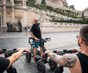 Buda Castle Tour: Discover the magical castle neighbourhood
