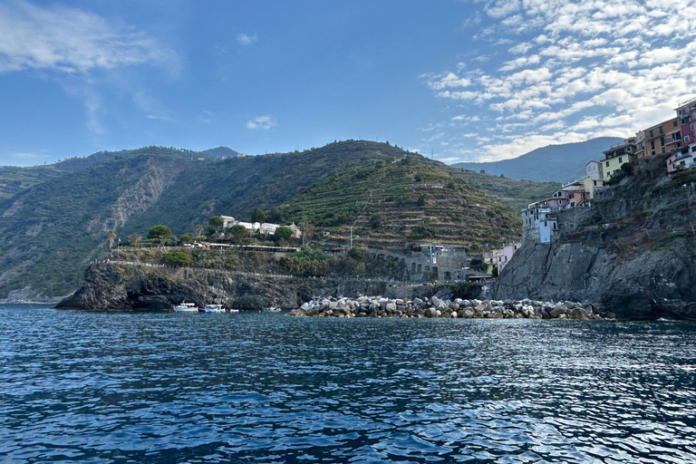 Exclusieve Cinque Terre dagtour per veerboot met stop in Pisa