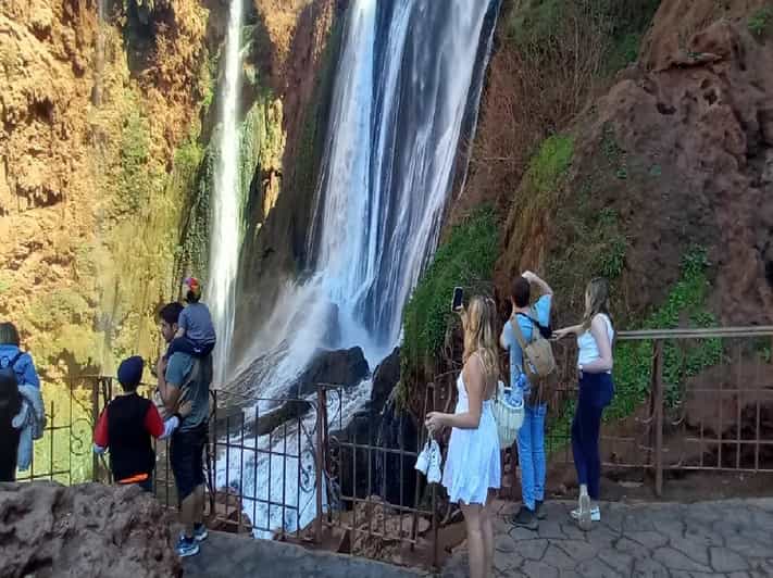 Excursion d'une journée de Marrakech aux cascades d'Ouzoud - Guide & tour en bateau - cascade