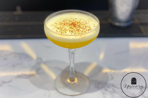 Da Nang: Cocktail Making Class & Experience