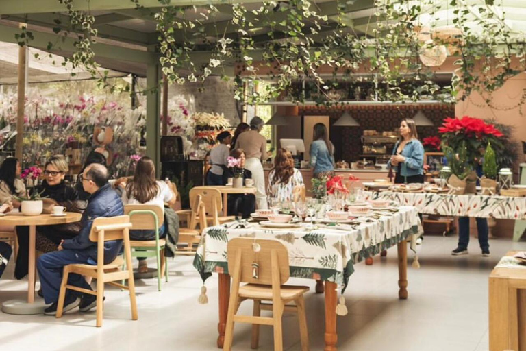 Medellin: Eastern Adventure, Magical Villages, Orchids, and Landscapes