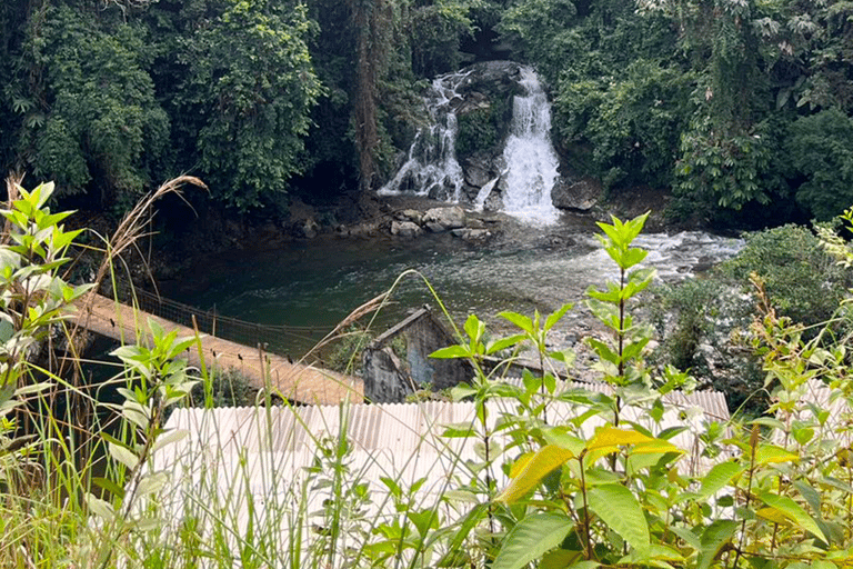 Depuis Medellín : expérience en 4x4 jusqu&#039;aux cascades de la rivière Melcocho