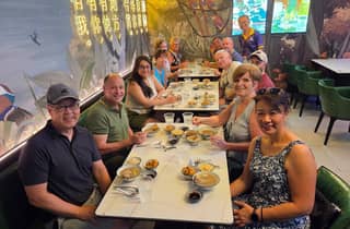 Singapur: Geführte Streetfood-Tour bei Nacht mit 9 Verkostungen