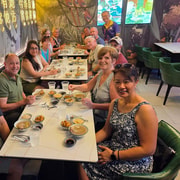 Singapore: Guided Street Food Tour at Night with 9 tastings