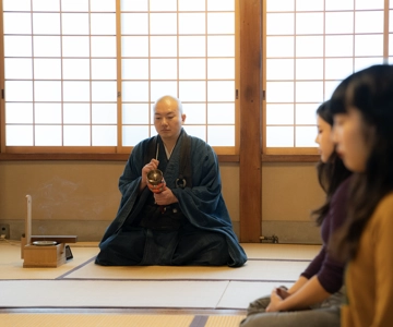Tokyo: Zen Meditation at a Private Temple with a Monk