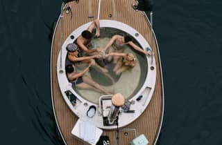 Berlin: Selbstfahrendes Whirlpool-Boot-Erlebnis