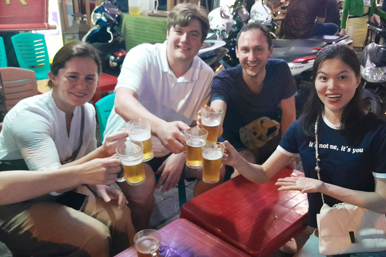 Hanoi Walking Street Food Tour with English speaking guide