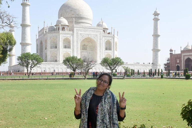 Depuis Delhi : excursion d&#039;une journée au Taj Mahal, au fort d&#039;Agra et à Baby Taj