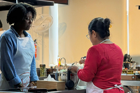 Delhi: Vegan Cooking Class with Local Chef