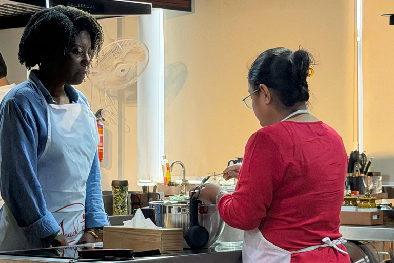 Delhi: Vegan Cooking Class with Local Chef