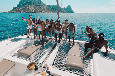 IBIZA: CATAMARAN CUEVAS CALA BASSA Y PLAYA CALA CONTE SUP PADEL&amp;SNORQUEL