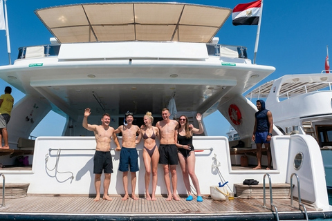 Sharm: Small Group White Island & Ras Mohammed Boat Cruise Small Group White Island & Transfer, without Snorkel Gear