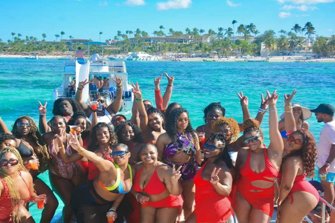 Punta Cana: Cayo Levantado & El Limón Waterfall Day Trip