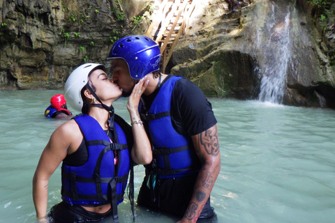 Puerto Plata: rondleiding langs 7 watervallen met lokale lunchPuerto Plata: rondleiding langs 7 watervallen met een lokale lunch