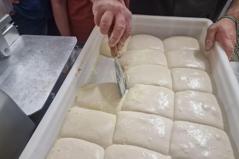 Napoli: Corso di preparazione della pizza con un pizzaiolo locale