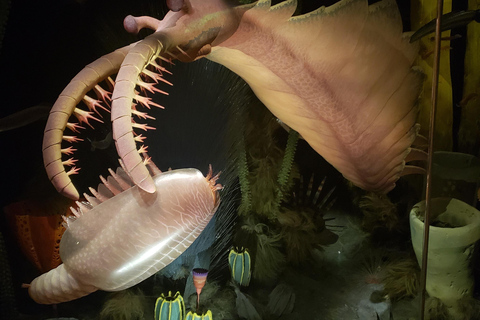 1 Day Drumheller Tour: Calgary to Hoodoos Dinosaurs Badlands 1 Day Private Customizable Drumheller Tour: Calgary Badlands